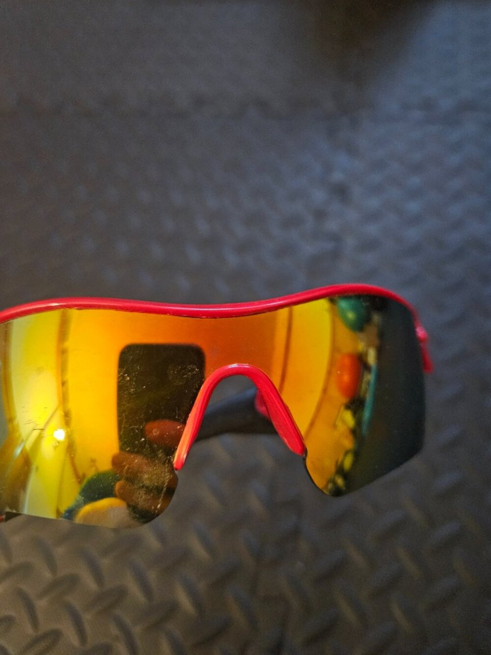 Red Sunglasses - Picture 2 of 7